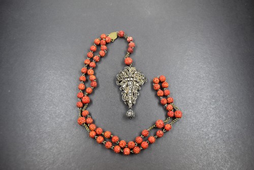 Antiker rosenkranz mit roten - antiker,