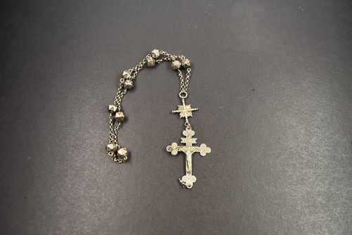 Antiker rosenkranz aus silber - aus,